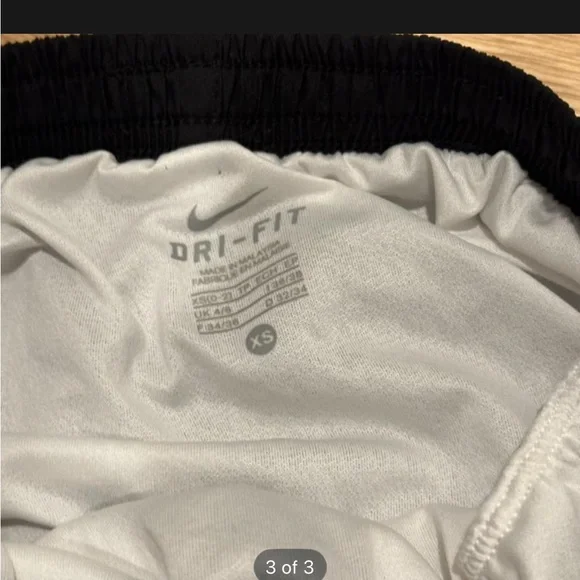 Nike shorts - Picture 3 of 3